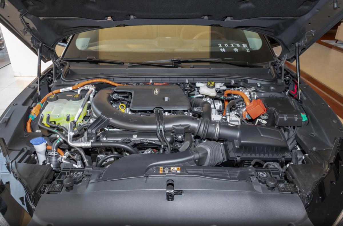 预算20万可以考虑？这台美系豪华入门即2.0T+8AT，在售七款如何选