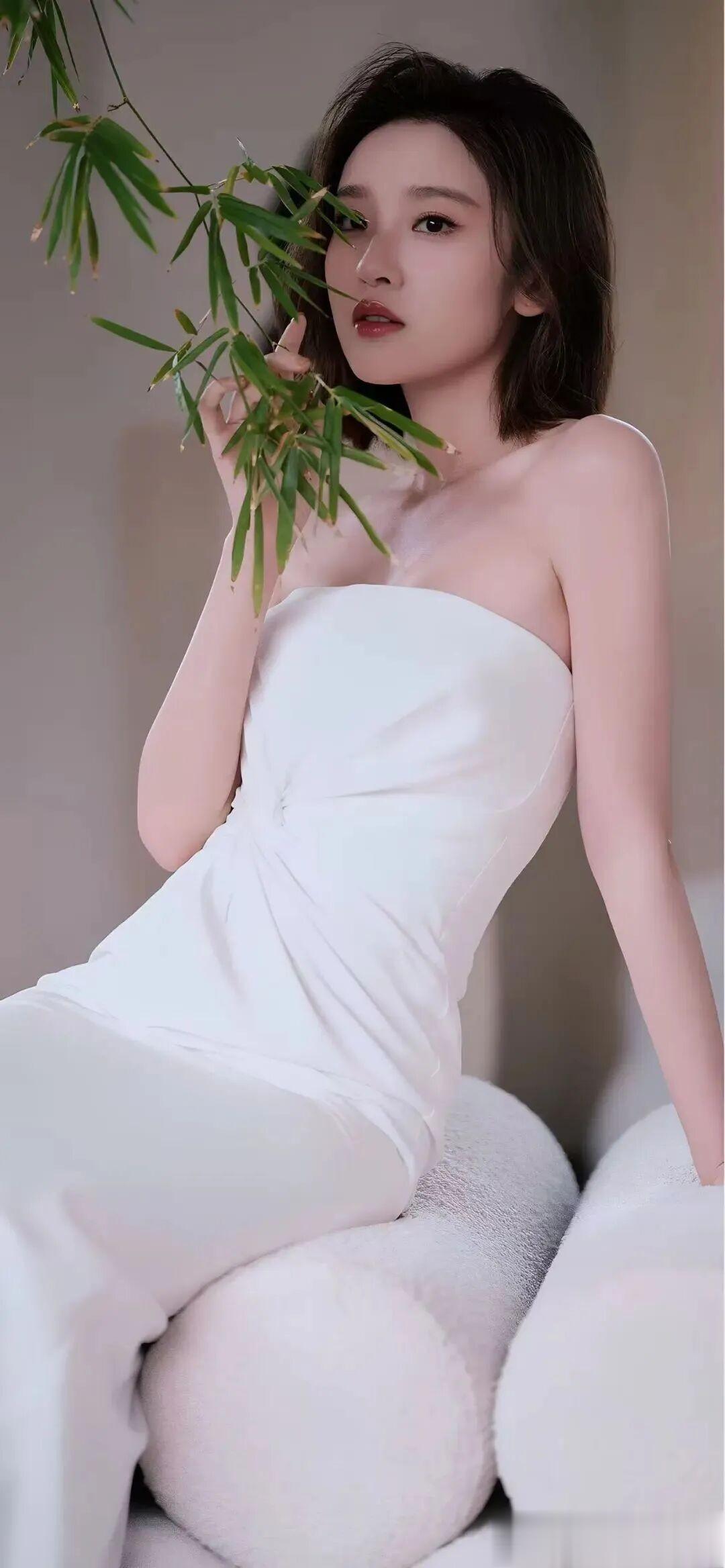 唐艺昕清新美图