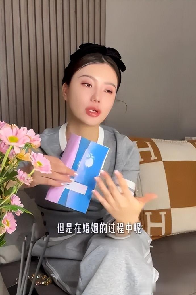 猴哥官宣离婚不到48小时，令人恶心的一幕上演，黄晓明也被牵连