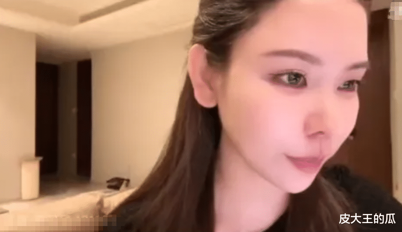 闺蜜被大哥爆料，女主播现场维护直言想退播，网友：每次退我都在