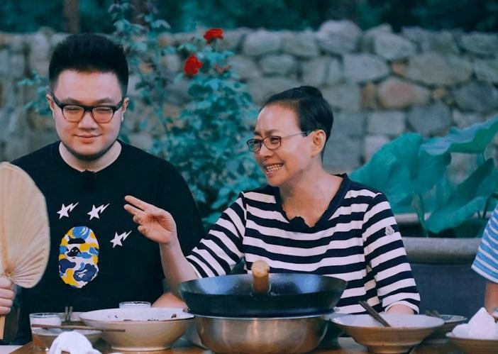 爹妈“强捧不红”的星二代