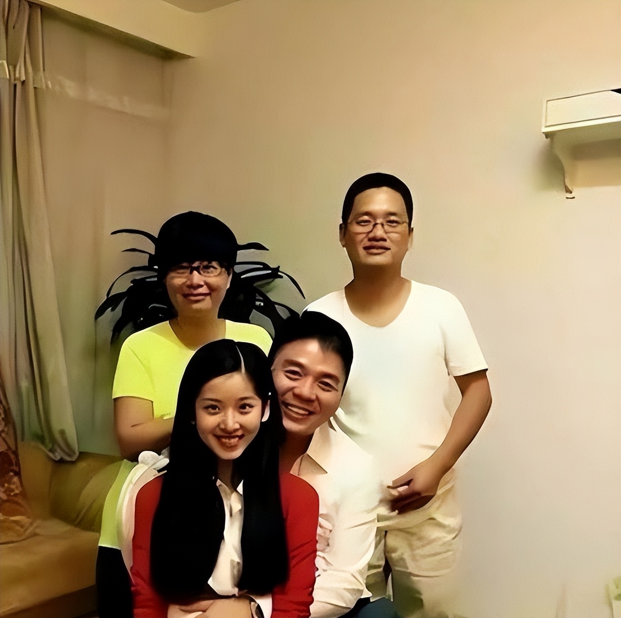 钱再多有什么用？52岁刘强东上千亿身家，儿子却是他一生的遗憾