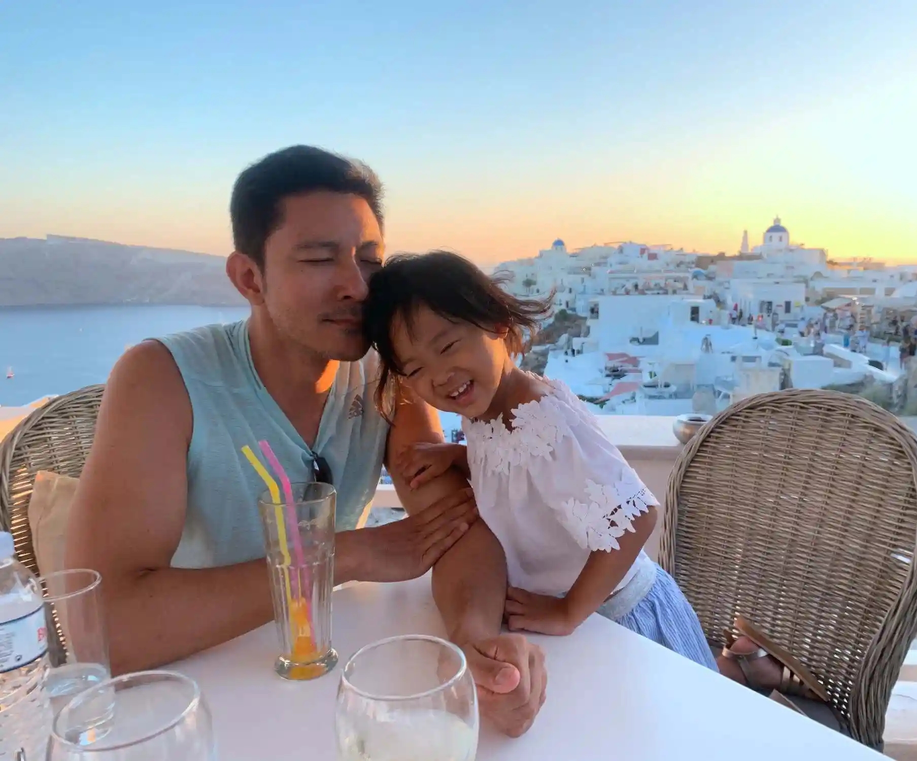 49岁立威廉自曝患甲状腺癌，半年花费400万，担心看不到女儿长大