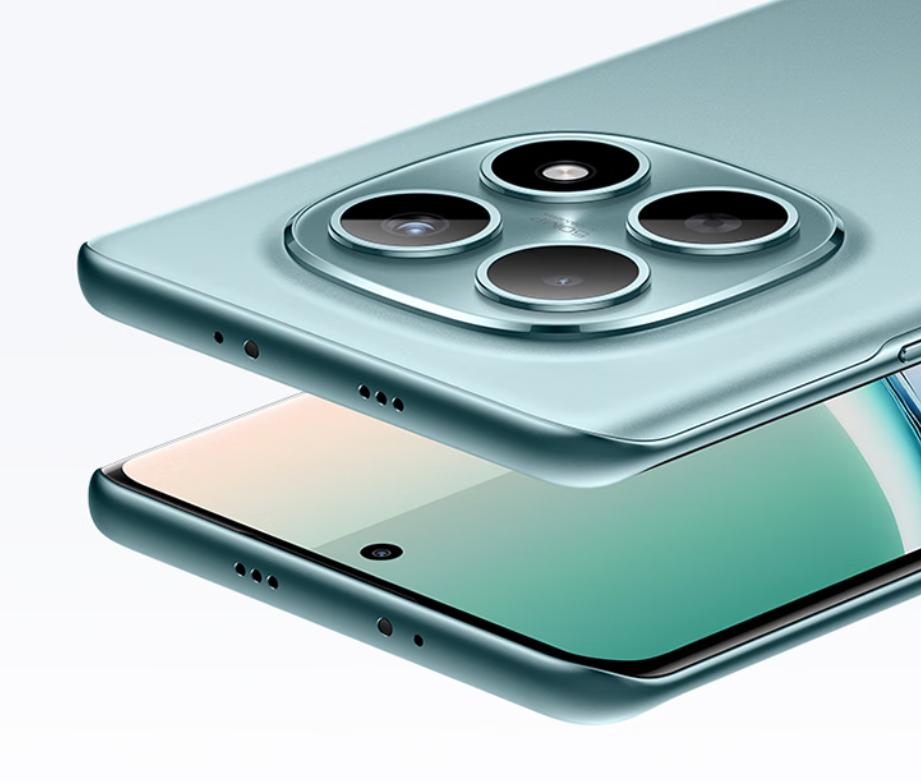 8300毫安電池+80W無線！榮耀X70直接教友商做手機？