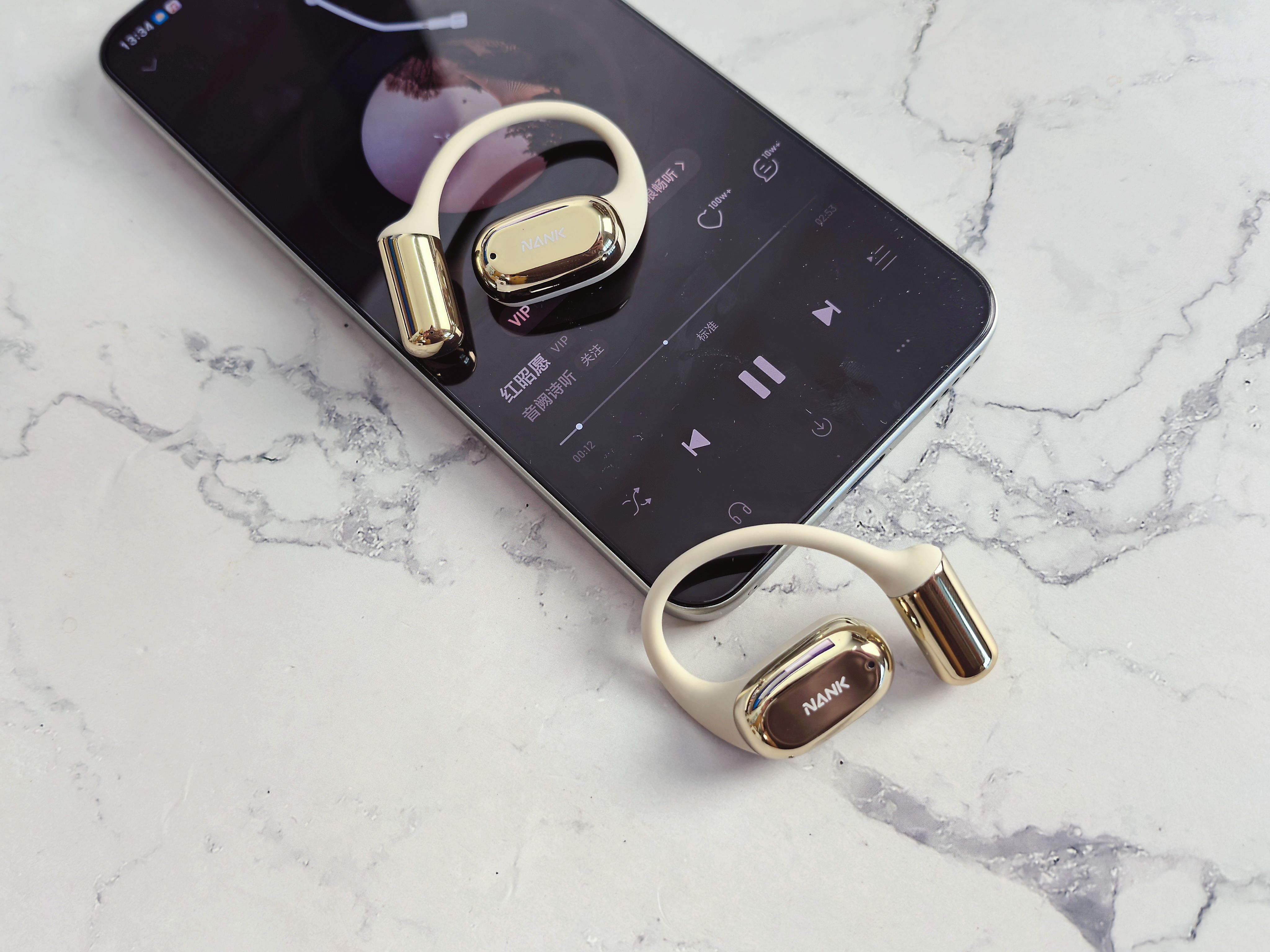 真的有好音質，佩戴還很無感舒服，南卡OE Mix2可以掛耳一天