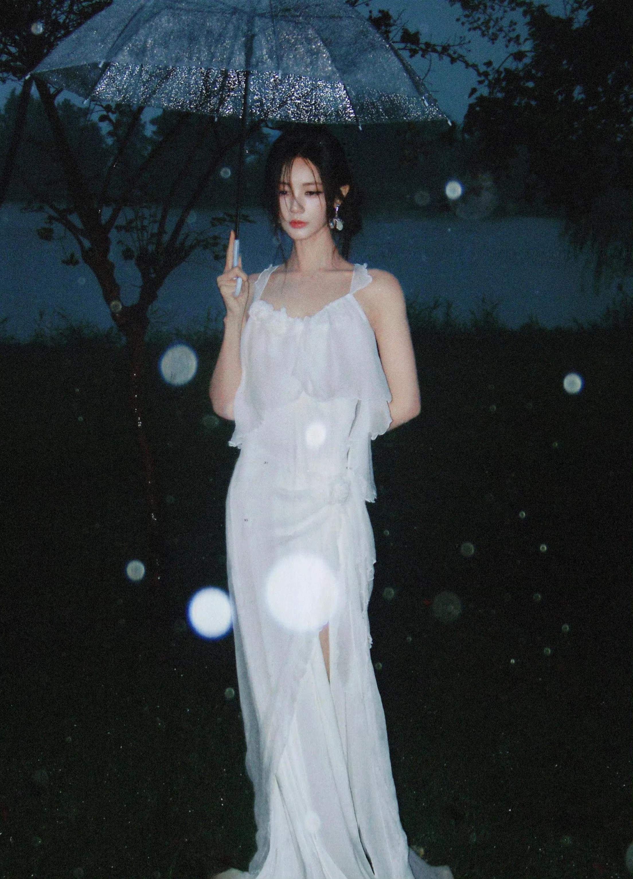 李一桐新物料，写真美图