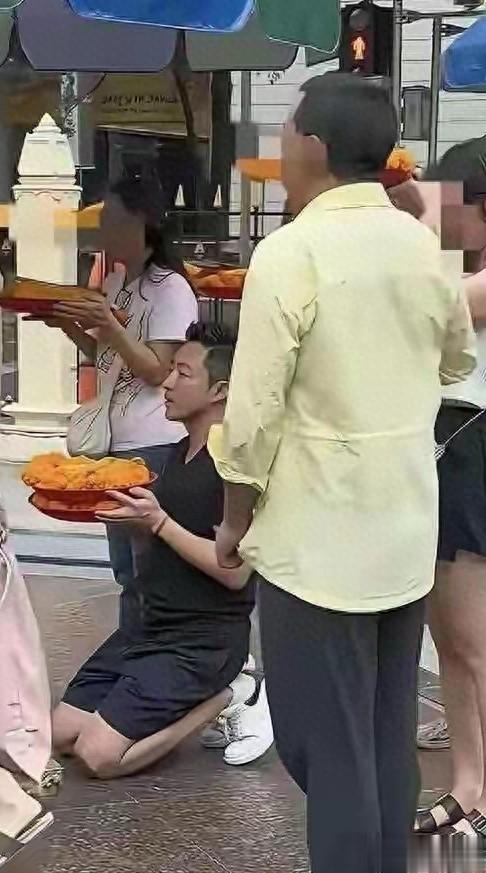 马筱梅忽然报喜，宝宝意外提前降生，汪小菲专程去曼谷还愿太兴奋