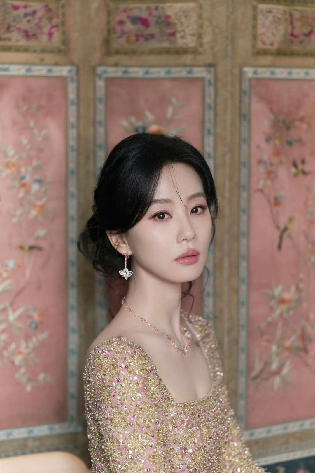 唐嫣斩获金熊猫视后,85花格局又生变化,谁的含金量更高?