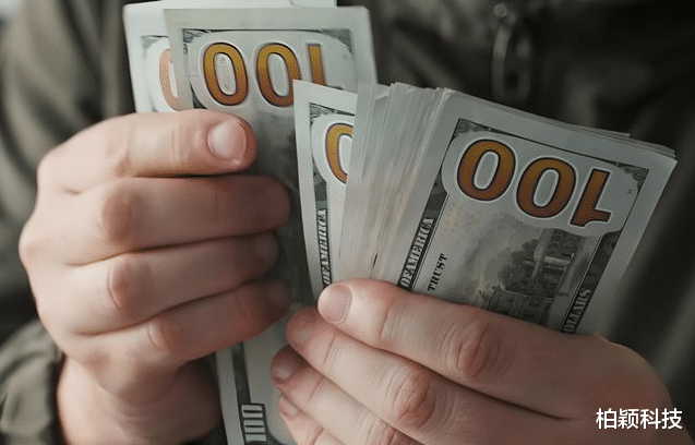 车机系统更复杂不是智能，真相是为了多赚钱，还可能害死车主！