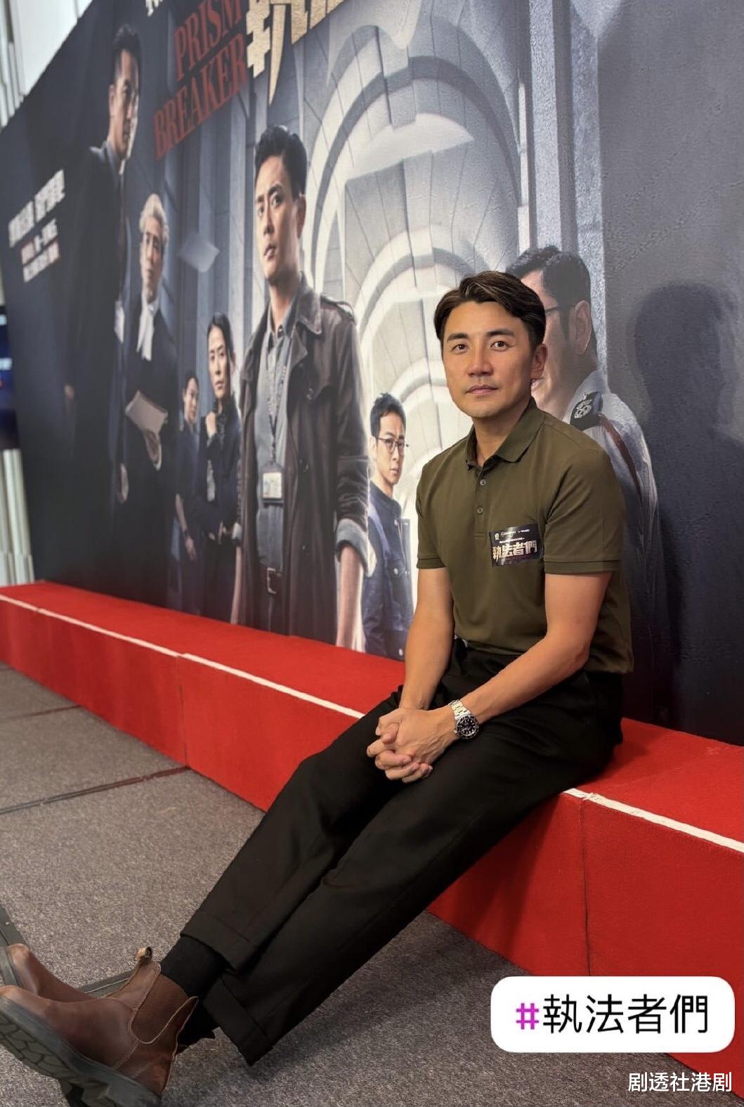 担心！TVB小生自曝为照顾女儿被传染手足口病，网民赞其是好爸爸