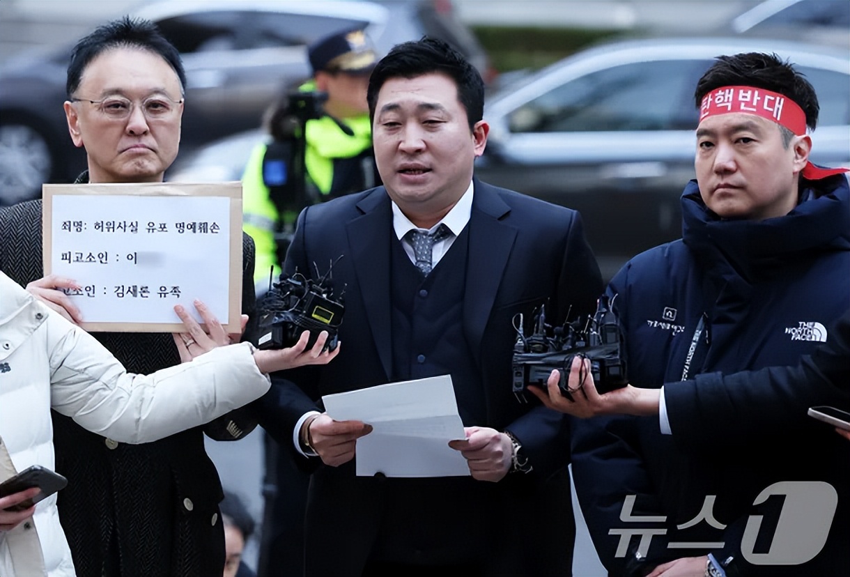 金秀贤经纪公司被曝,向金赛纶发送第二次索赔通知