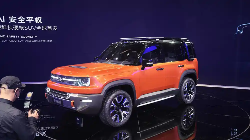上海车展丨又一款硬派方盒子来了,吉利打造,26年上市