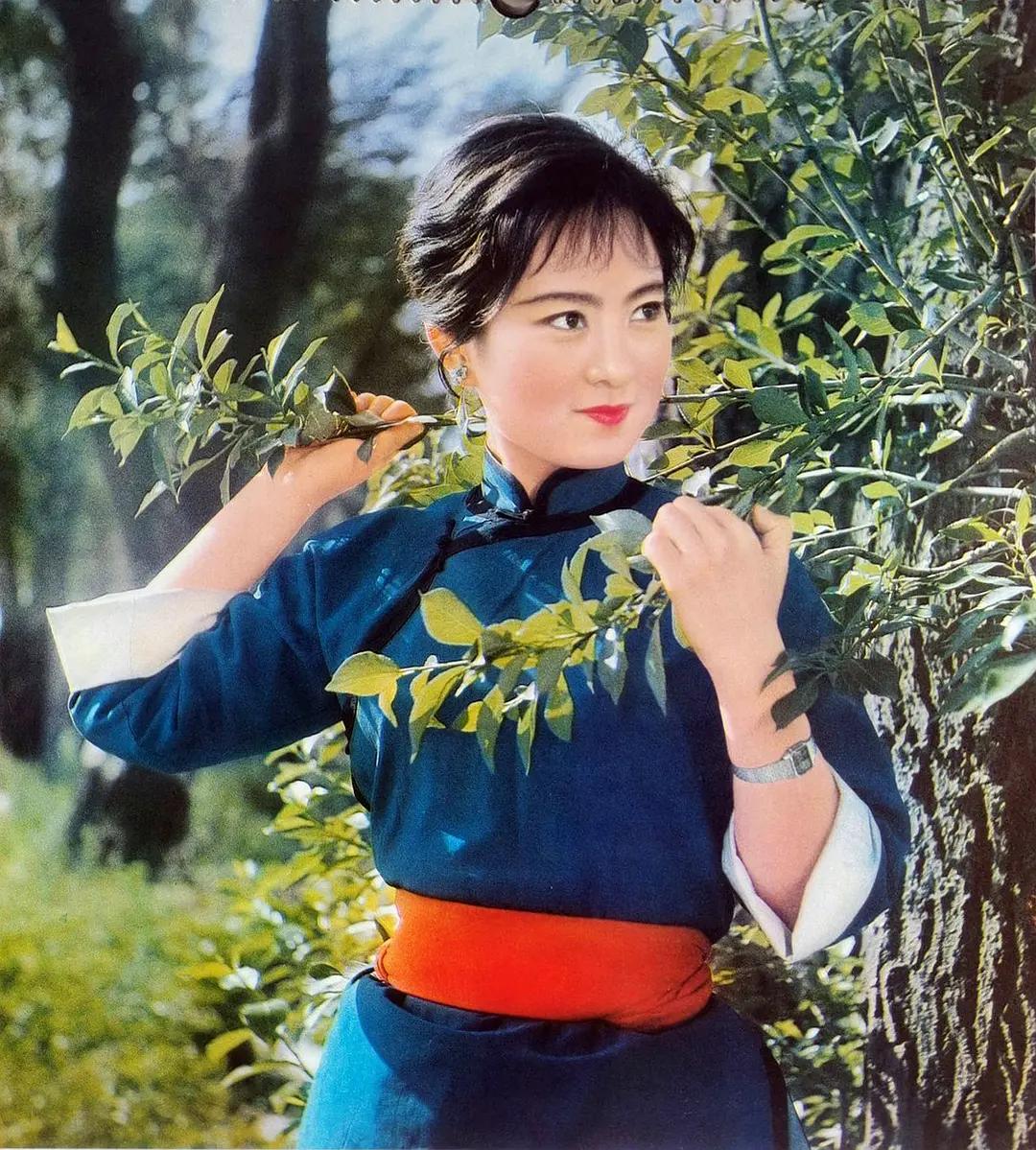 张金玲的儿子是大帅哥，他不当演员可惜了！