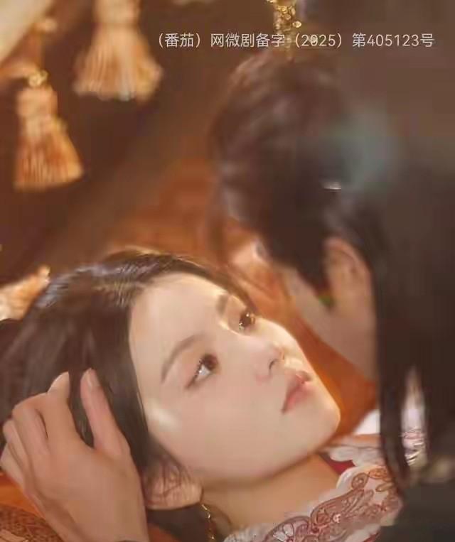 何健麒新剧被嘲,搭档不知名女主却圈粉无数,看完剧情懂了,吸睛