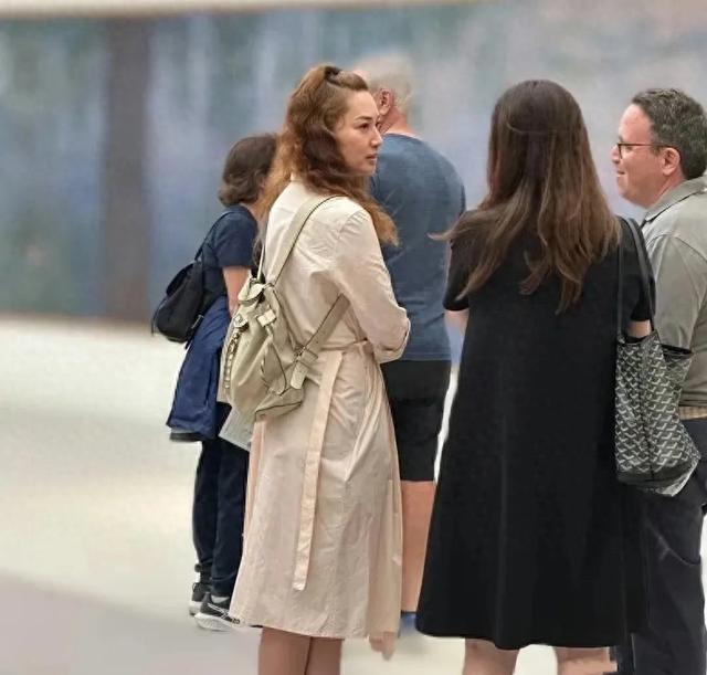 消失6年的徐子珊“重现人间”，她可是黎明都磕过的细糠