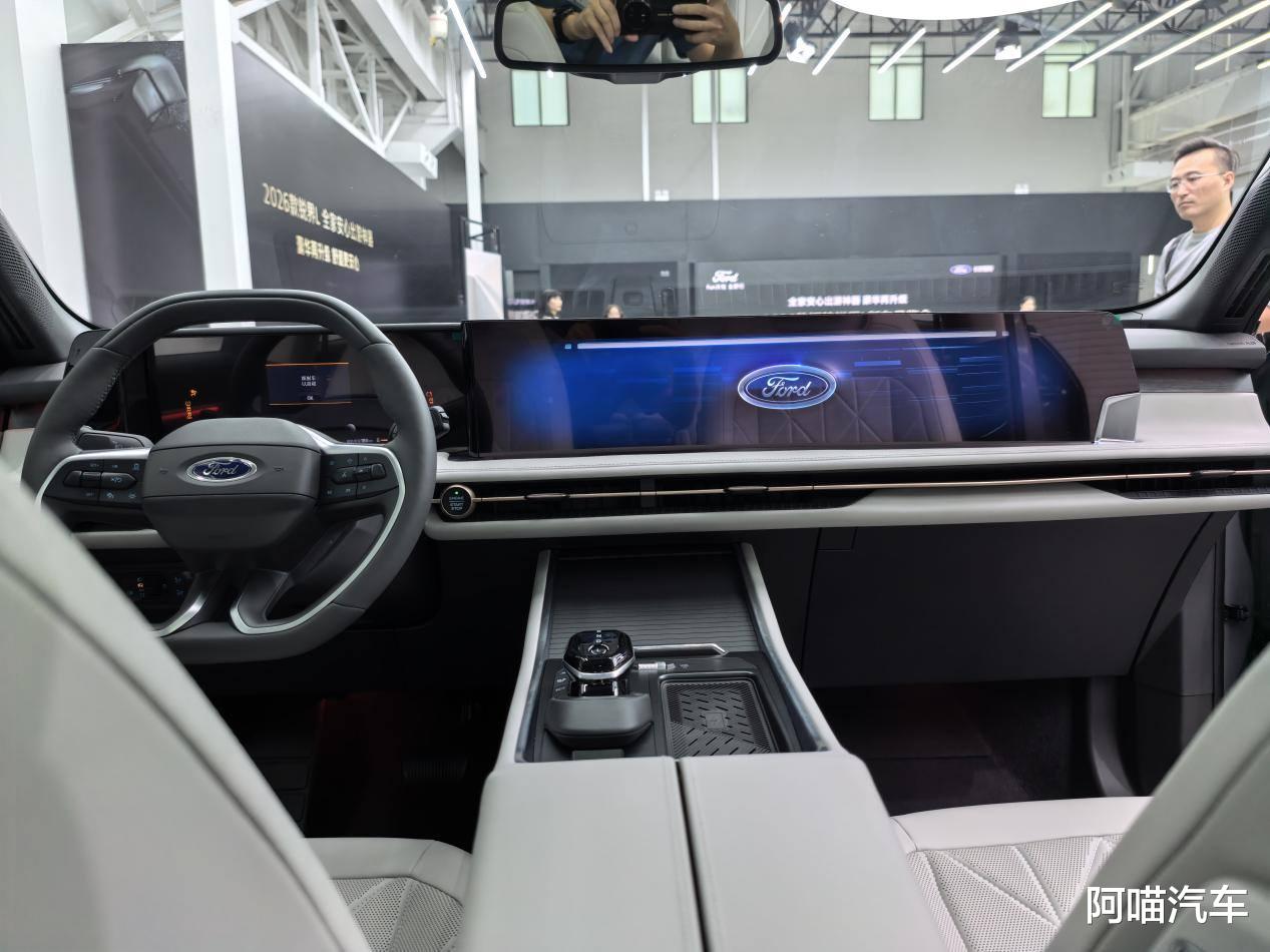 实拍2026款锐界L,很多功能配置下放,这才是过日子该买的车