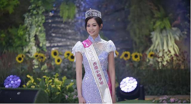 TVB“力捧小花”发文被疑受情伤，曾被指长相与剧中差距大