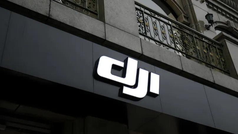 喧嚣的赛道，沉默的大疆