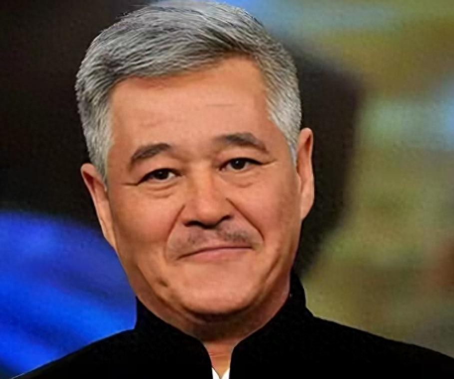赵本山也没想到！闫学晶事件让他口碑暴涨，句句不提闫句句在说闫