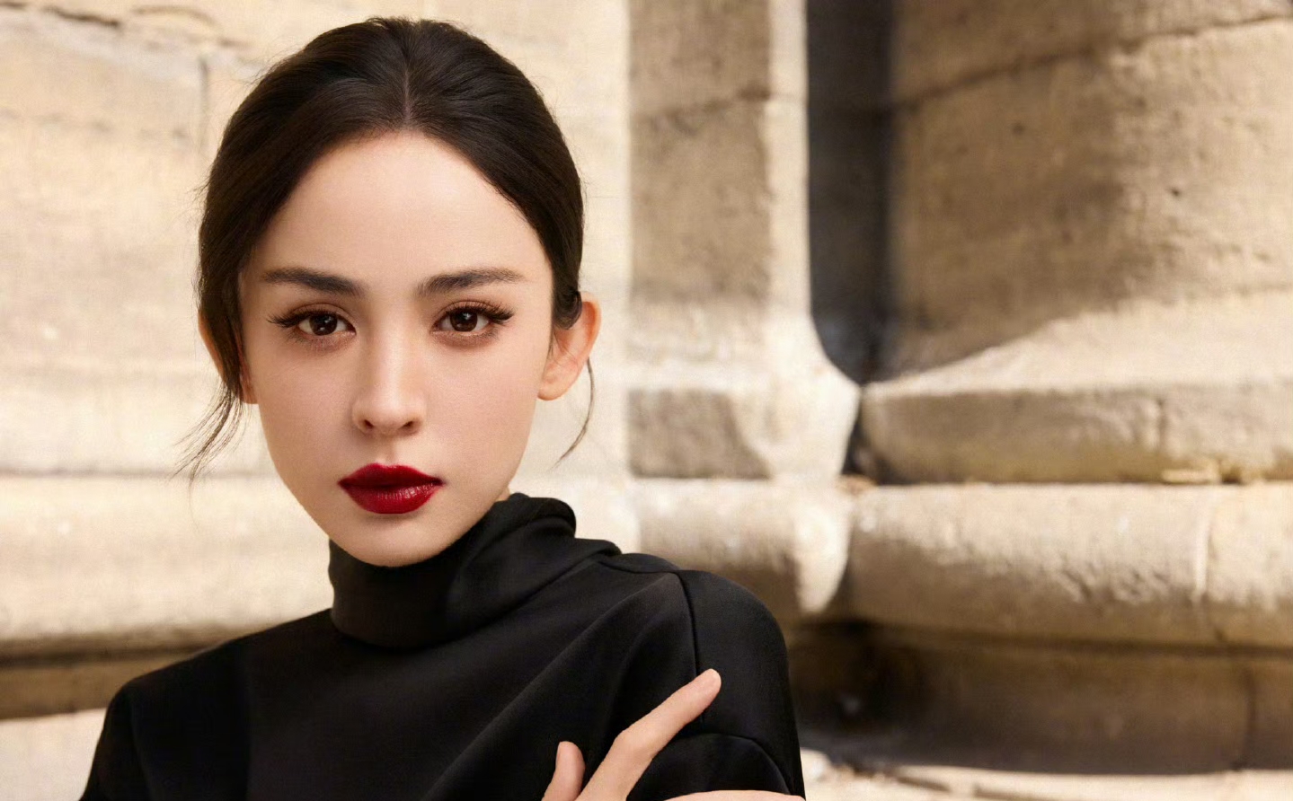 回应离婚，澄清抄袭，辟谣被抢休息室…才一天，娱乐圈曝多个大瓜