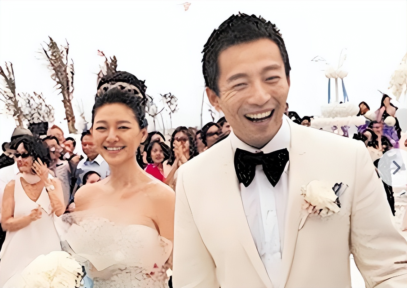 大S朋友圈曝光1周，汪小菲深夜失眠袒露心声，担心的事还是发生