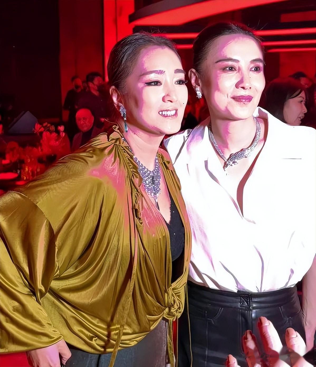 老到不敢认?59岁的巩俐近况尽显老态,印证了张艺谋当初的选择