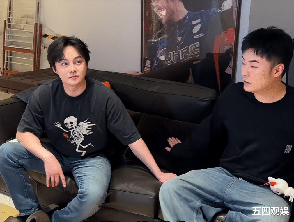 号称娱乐圈“酒神”的陈赫，遇上尹正大败而归，他忘记了尹正是个内蒙人