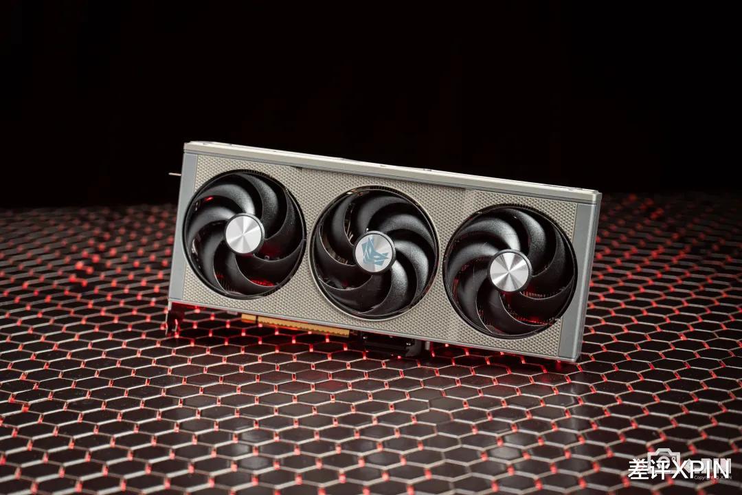 比英伟达更便宜,AMD新的甜品卡用起来到底怎么样?