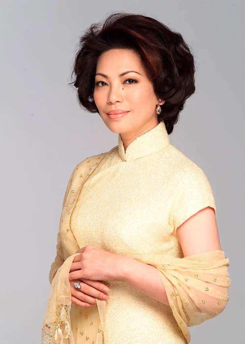 蔡琴：嫁导演丈夫，丈夫十年不碰她，如今咋样了？