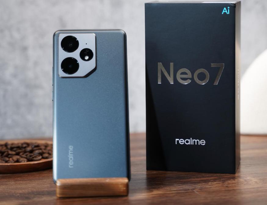 千元市场诞生新黑马,7000mAh+512G+240w,跌至1689元