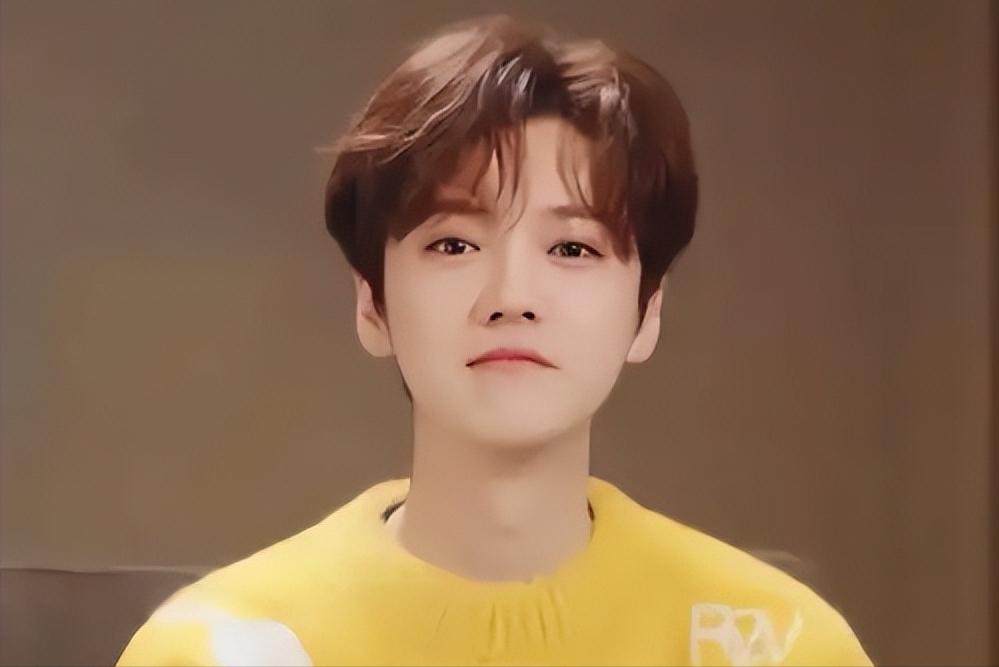 丑闻风波6天后，关晓彤王安宇接连官宣喜讯，撕下鹿晗最后的体面