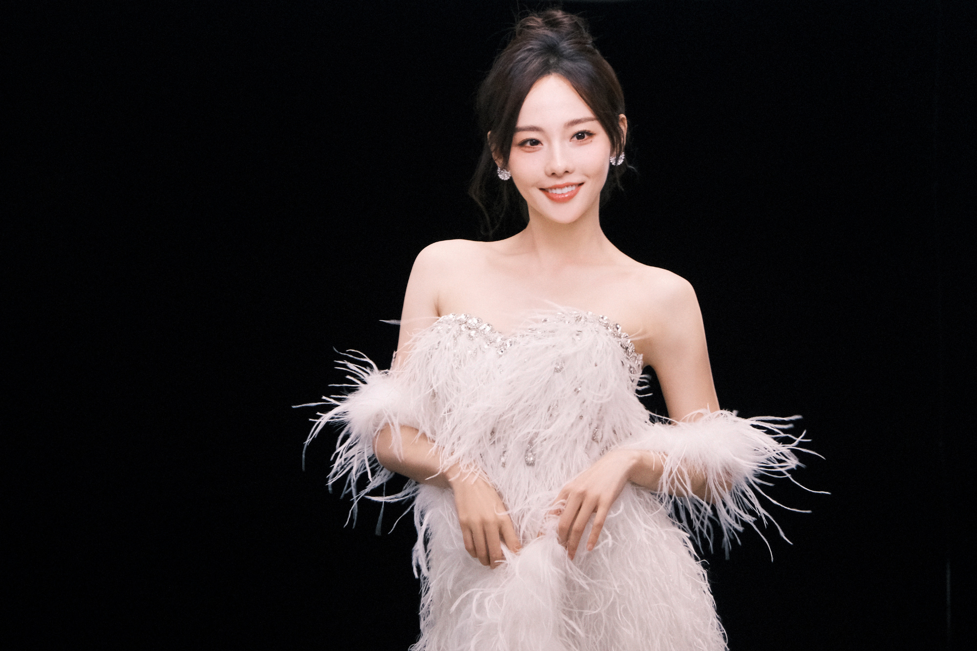 张嘉倪,时间在她脸上失效了