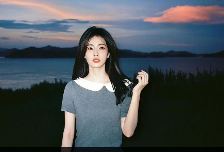 白鹿晒31岁生日美照,默默许愿,幸福感十足!