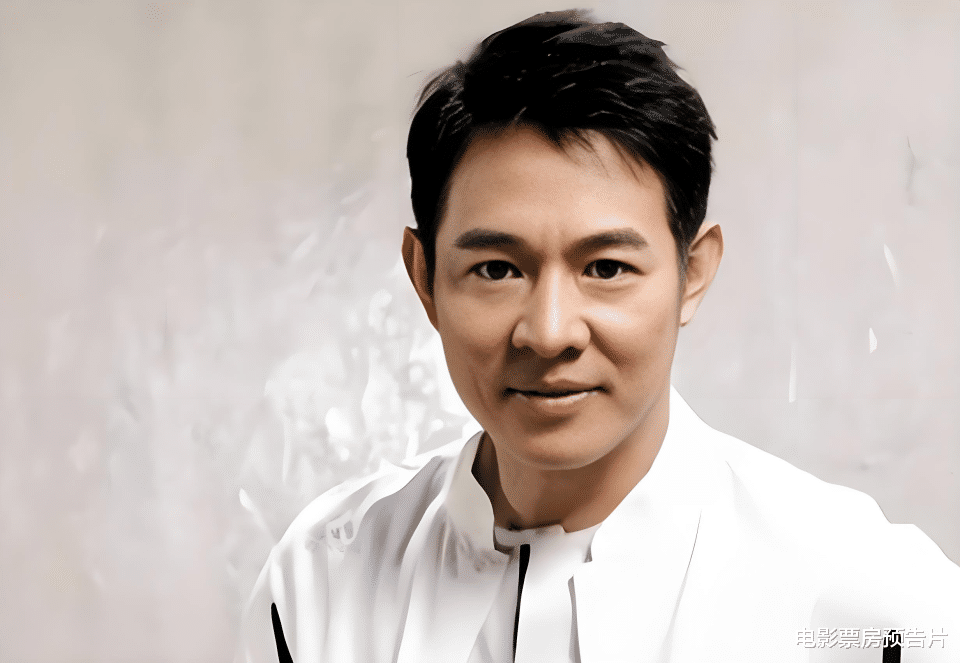 一个打到2035年,一个刚手术已安排身后事,成龙李连杰差距拉大了