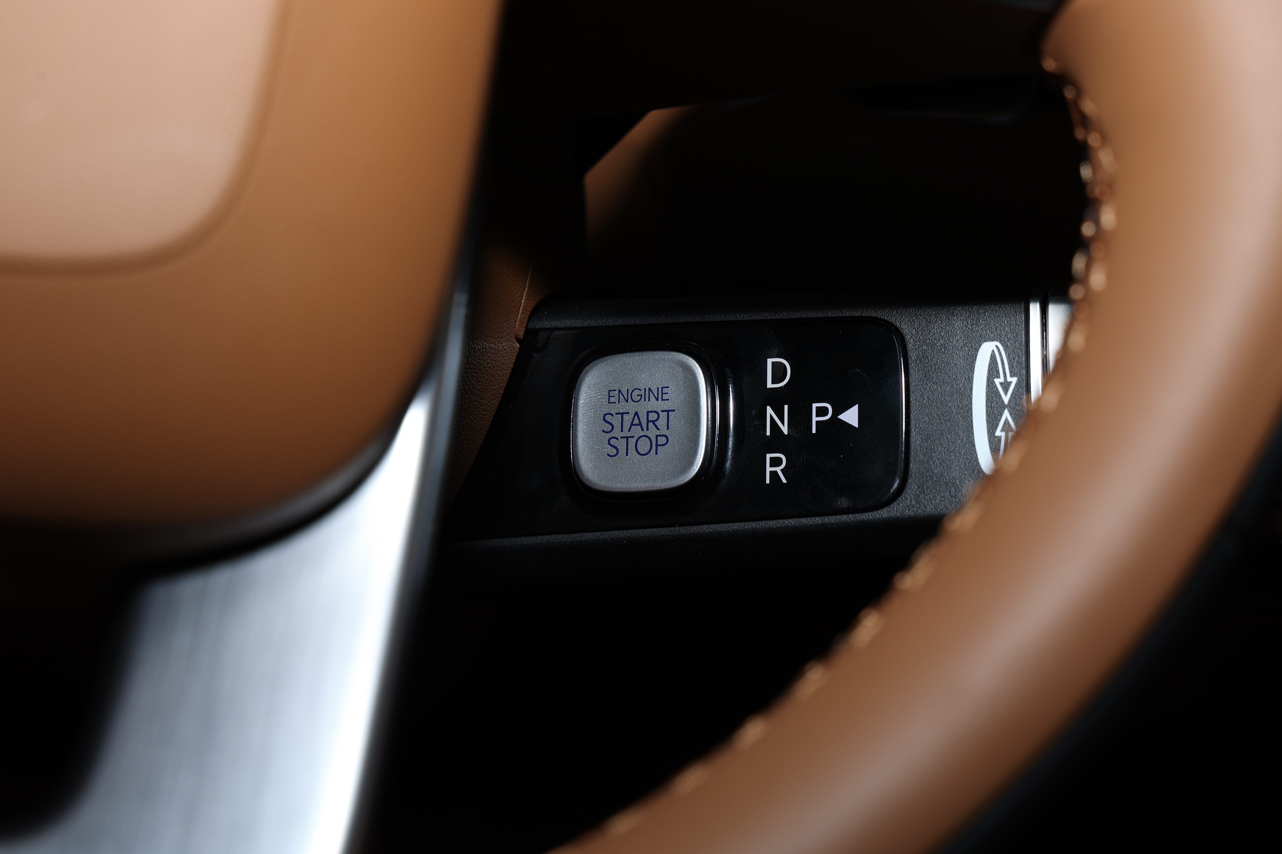 开过才懂！新一代帕里斯帝：空间大动力强，家用SUV的务实之选?