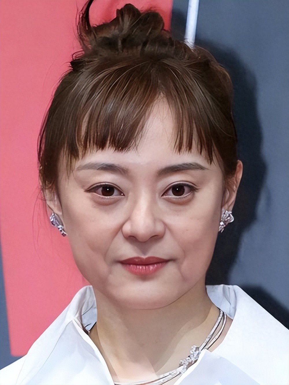 全家移民真相大白五月后，孙俪和邓超近况曝光，如今处境毫不意外