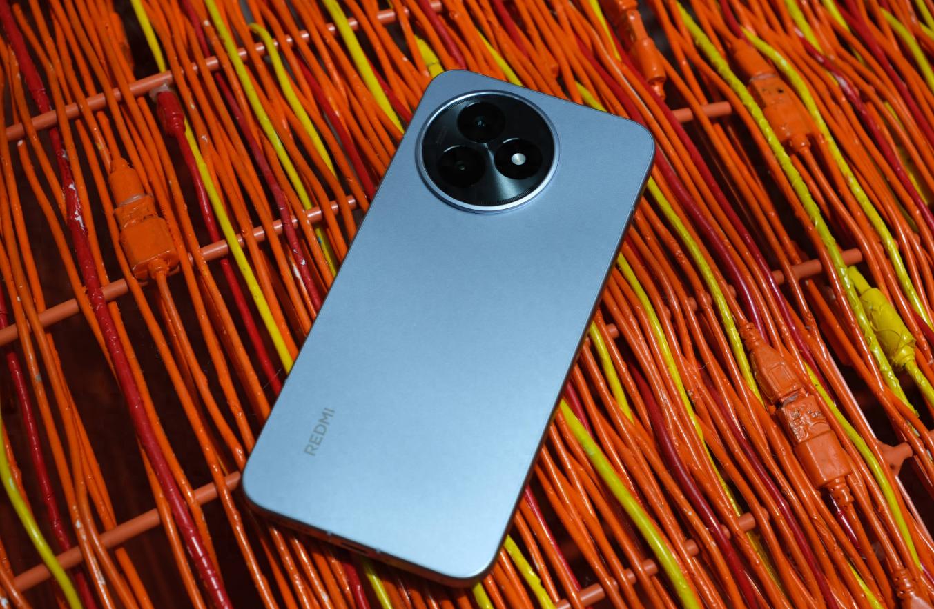 2025買手機建議一步到位，這款信號巨好的高配手機，512G也不貴