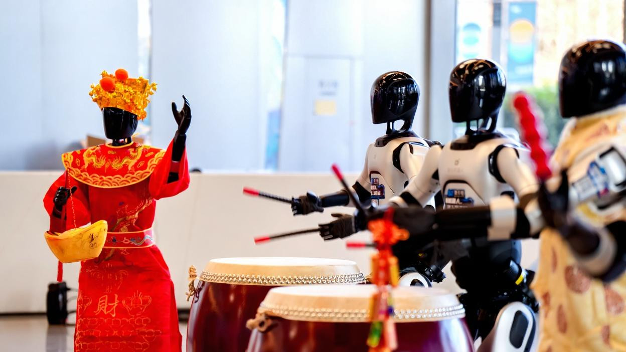 要當\機器人界的滴滴\？智元「擎天租」上線，200元租一天！