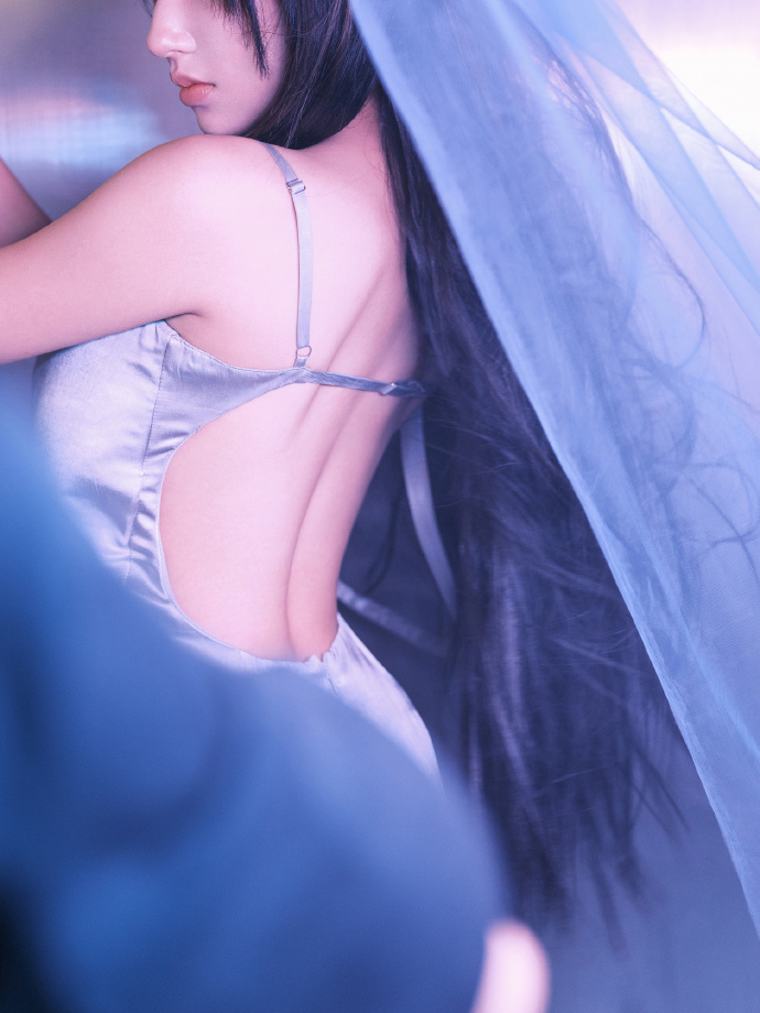 程潇 风柔雨润 花好月圆 皆在你眉眼之间