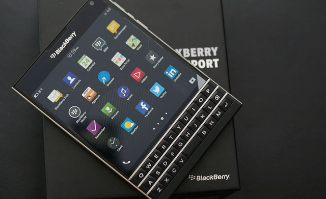 这4.5英寸小直屏手机,彻底杀疯了