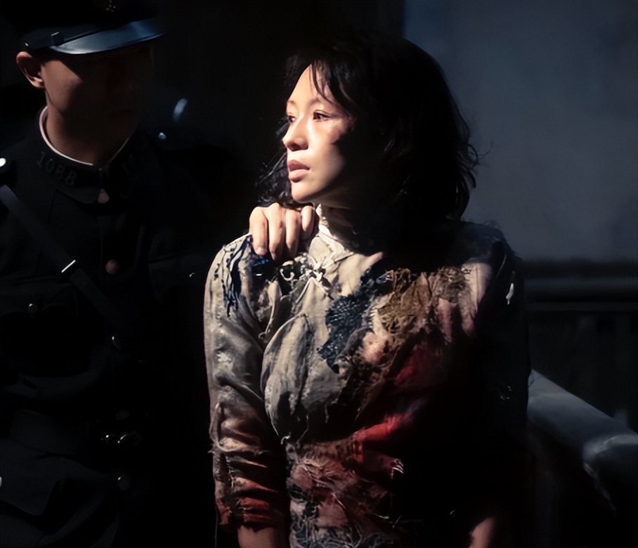 电影之夜太真实！章子怡脸肿又僵，马丽穿深V，秦海璐小肚腩抢镜