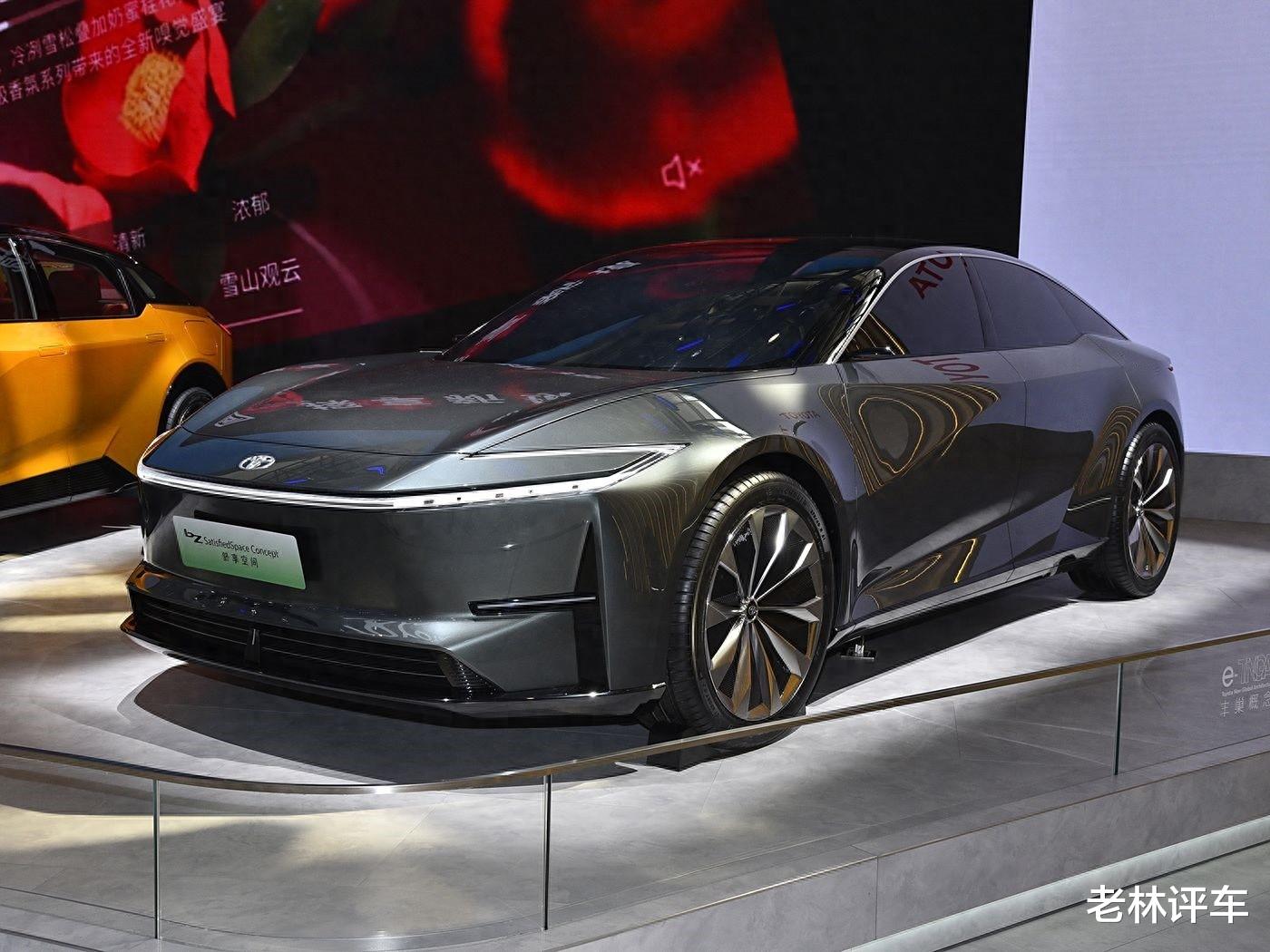 丰田豁出去了，联合华为小米造了台新车，外观很漂亮，价格会很低