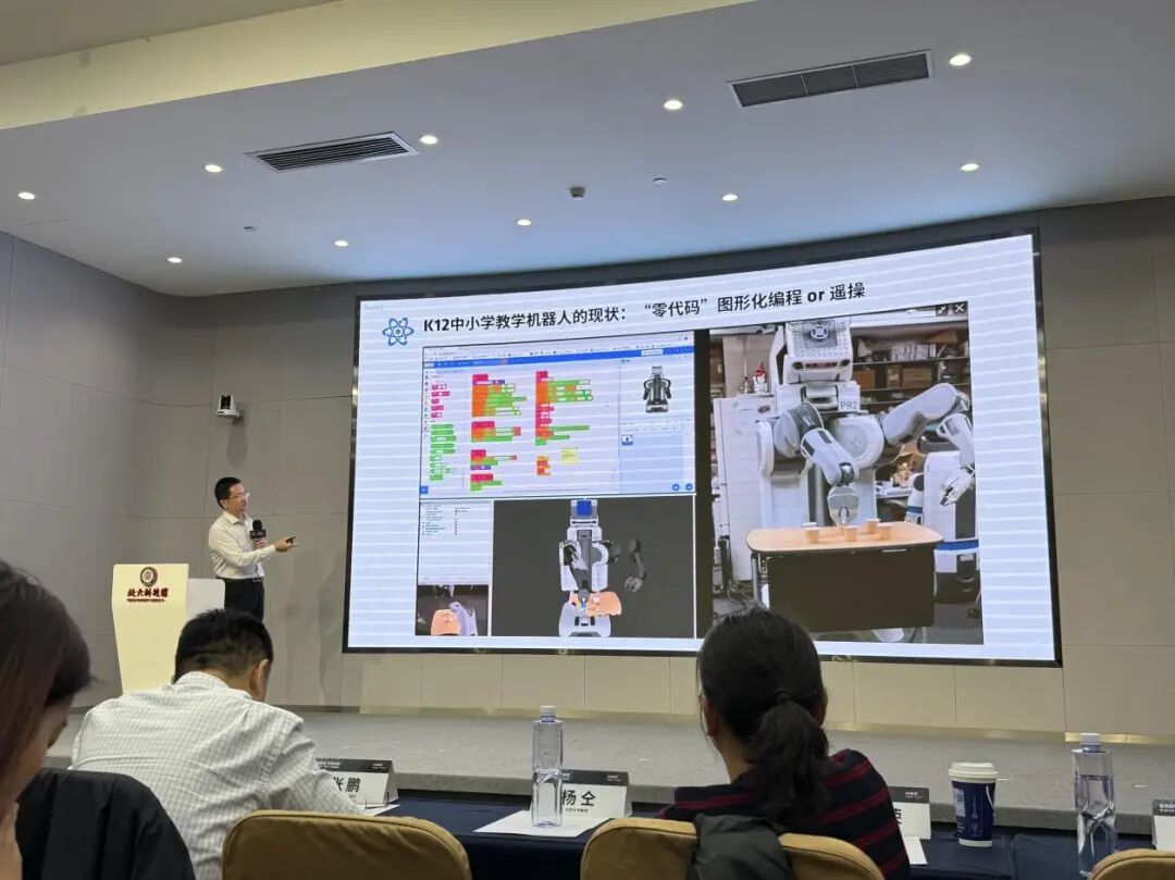 當(dāng)千億參數(shù)不再仰望云端：AMD高校“春雨”計(jì)劃背后的端側(cè)AI野望