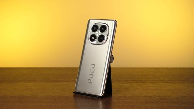 【2025手机横评】千元到万元!这6款手机闭眼买不踩雷:价格杀手