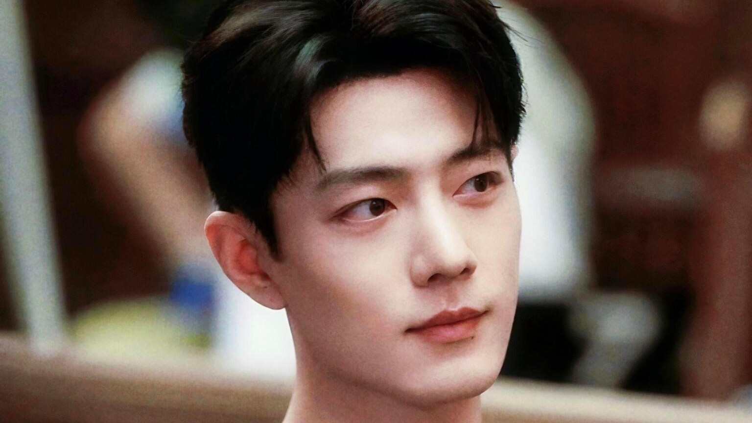 肖战新代言预告片颠覆想象，粉丝被羡吃得好，好演员不受限皆精彩