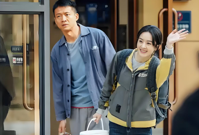 唐曾现状:40岁未婚未育,出道多年不温不火,现用实力证明自己