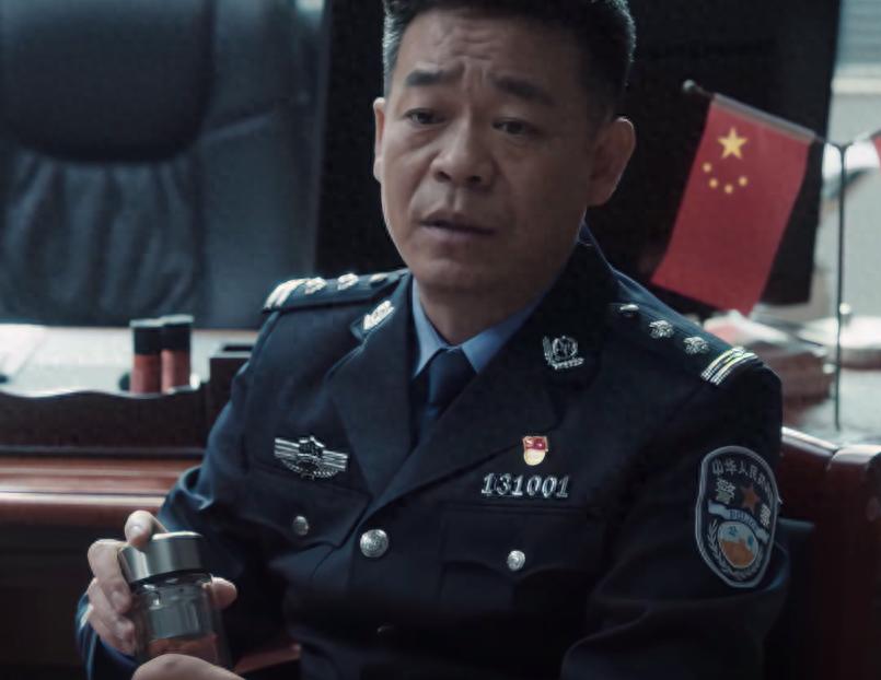 演员孙浩元旦前回父母家吃饭,帮81岁老妈做陕西麻食,57岁还撒娇