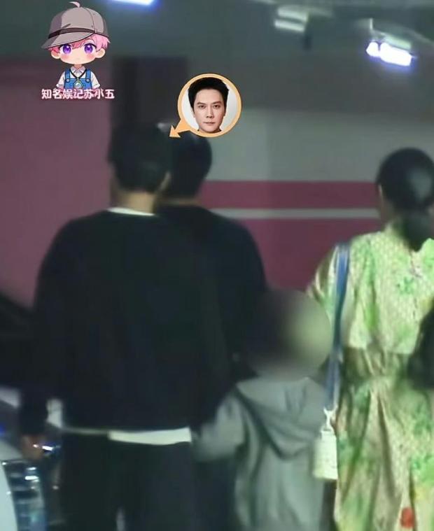 离婚四年，47岁冯绍峰再次官宣喜讯，成为赵丽颖高攀不起的存在！