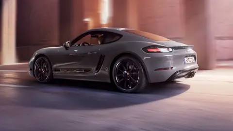 保时捷 “变卦”?718 系列宣布电动版与燃油版并行!