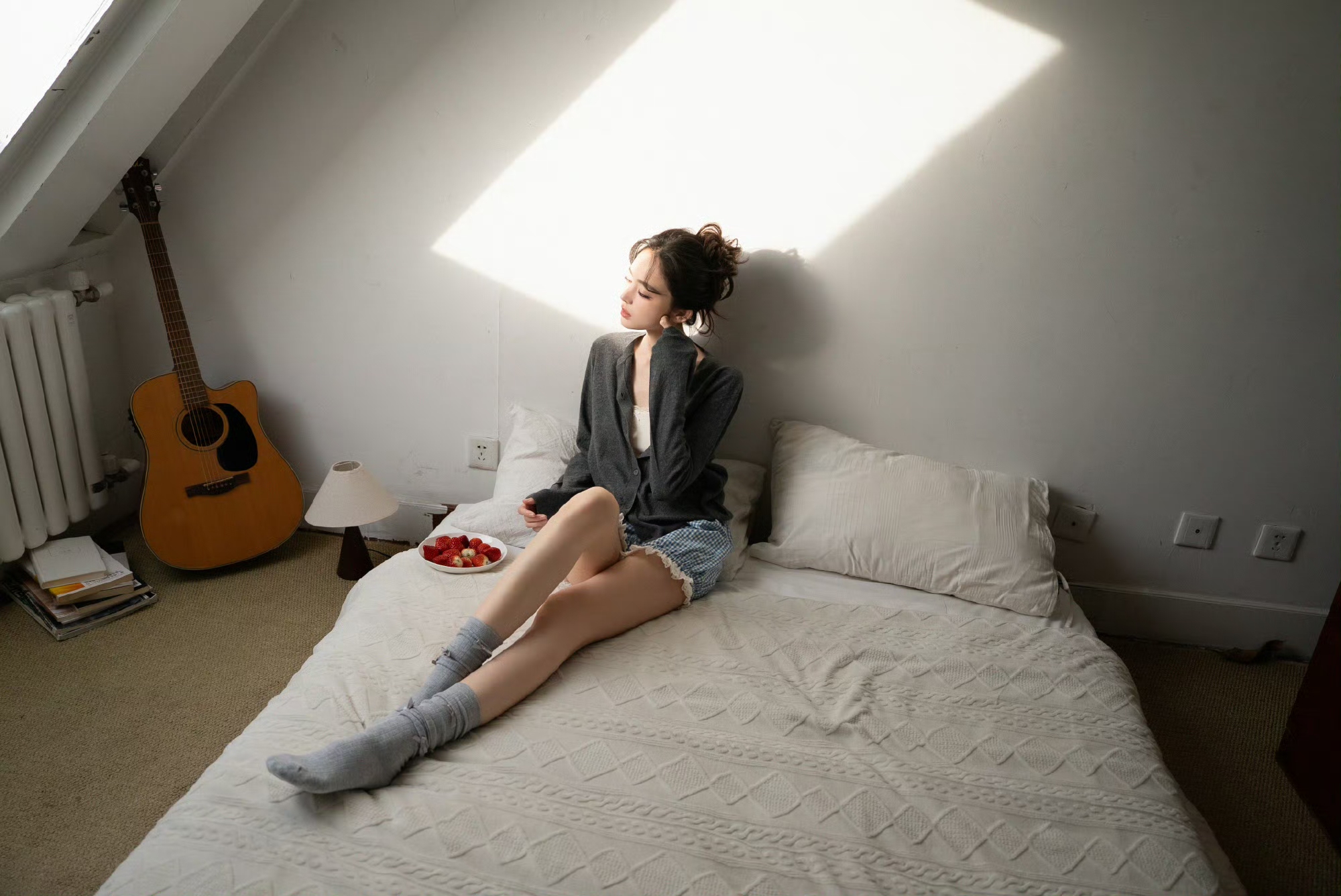 娜扎假日居家风写真 慵懒又松弛 纯欲风拉满